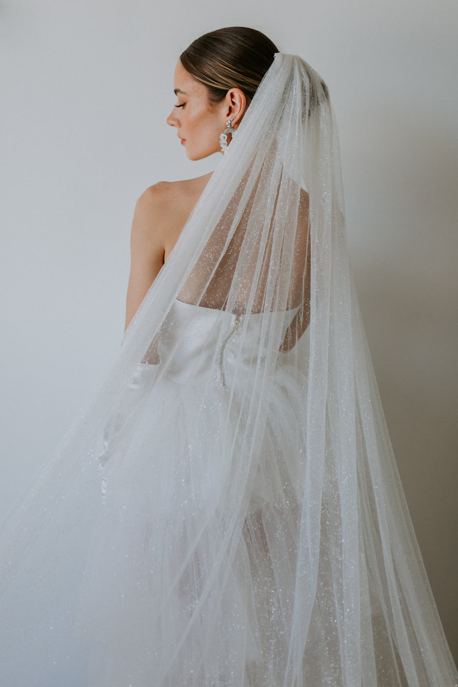 Candlelight Sparkle Veil