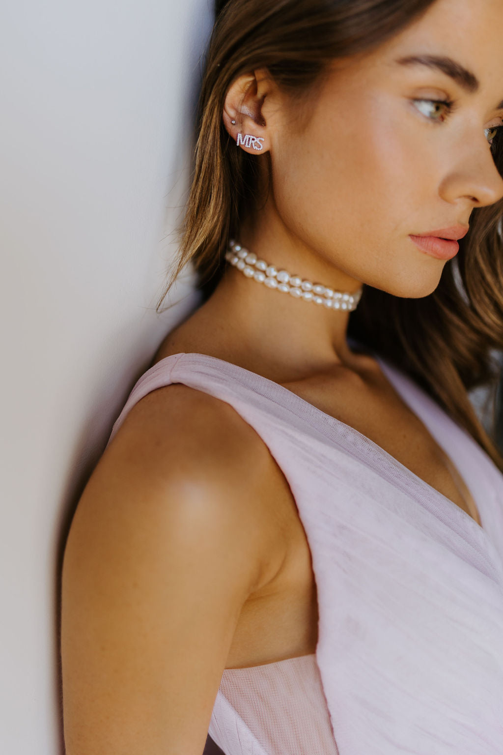 Choker Necklace: Over 11,209 Royalty-Free Licensable Stock Photos |  Shutterstock